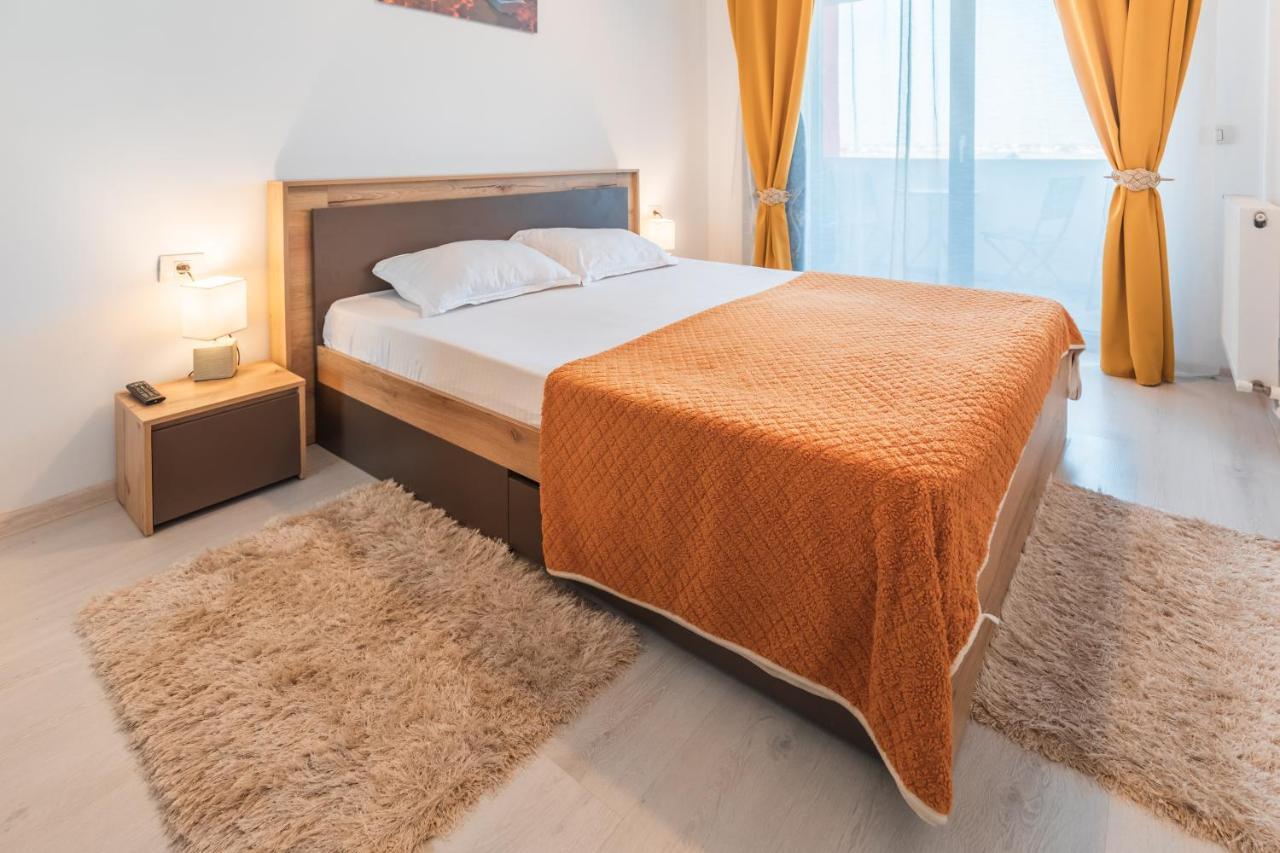 Apartamento Apartament Unique Relax Năvodari Exterior foto