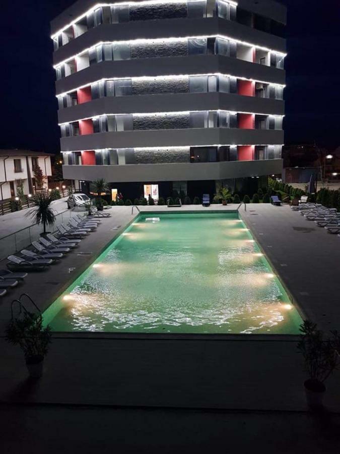 Apartamento Apartament Unique Relax Năvodari Exterior foto